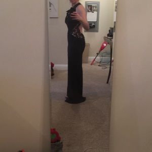 Cocktail/black tie lace detailed gown